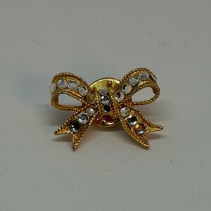Vintage Ballou Rhinestone Bow Lapel Pin Gold Tone Crystal Ribbon Brooch